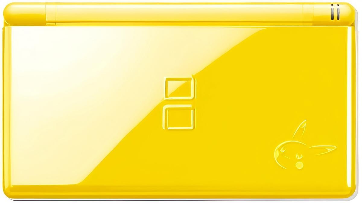 Nintendo DS Lite & Game boy Advance HandHeld Console System Pokemon Pikachu USA