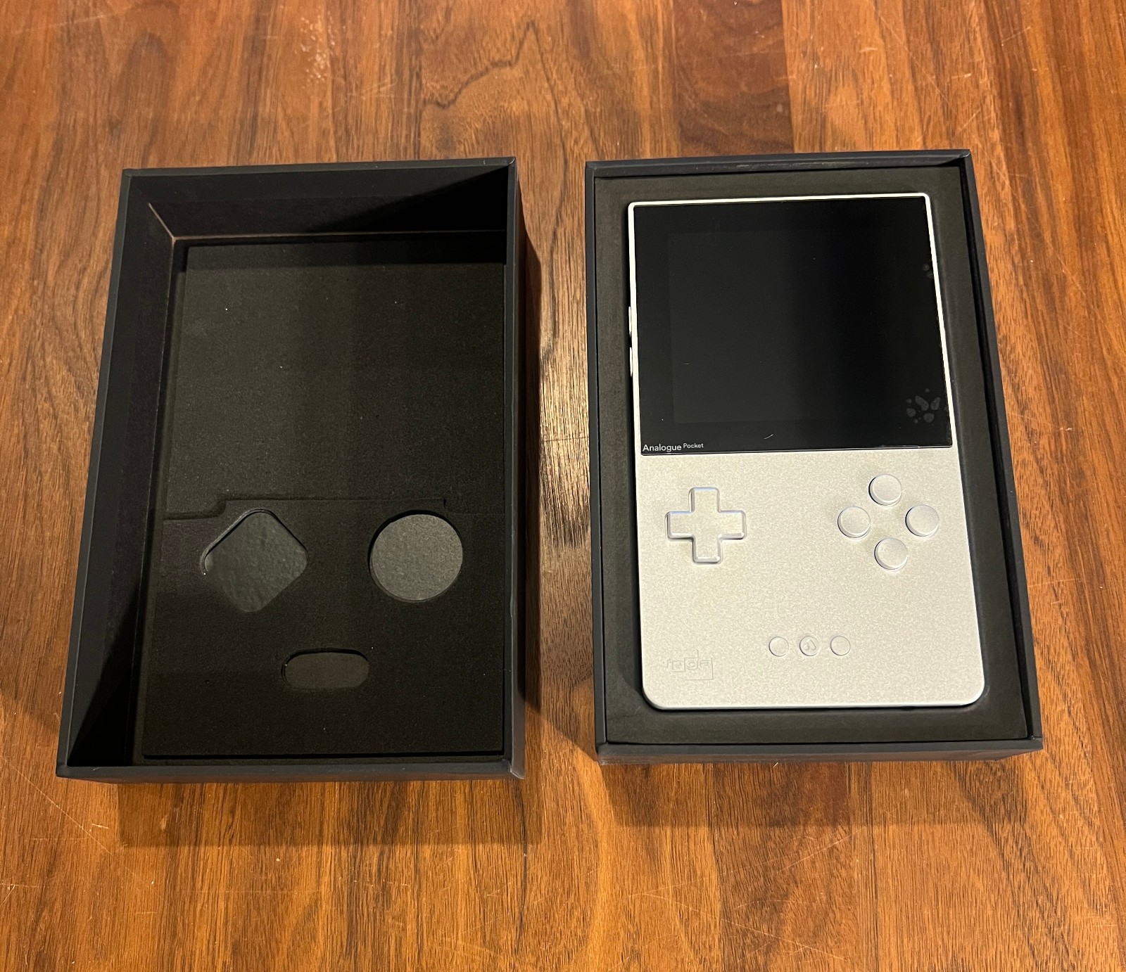 Analogue Pocket Handheld System Natural Anodized Limited Edition NEW