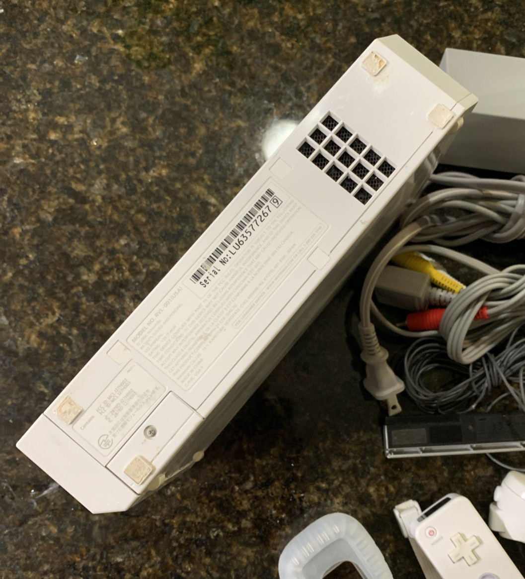Wii Console Bundle Model RVL-001 USA #0003