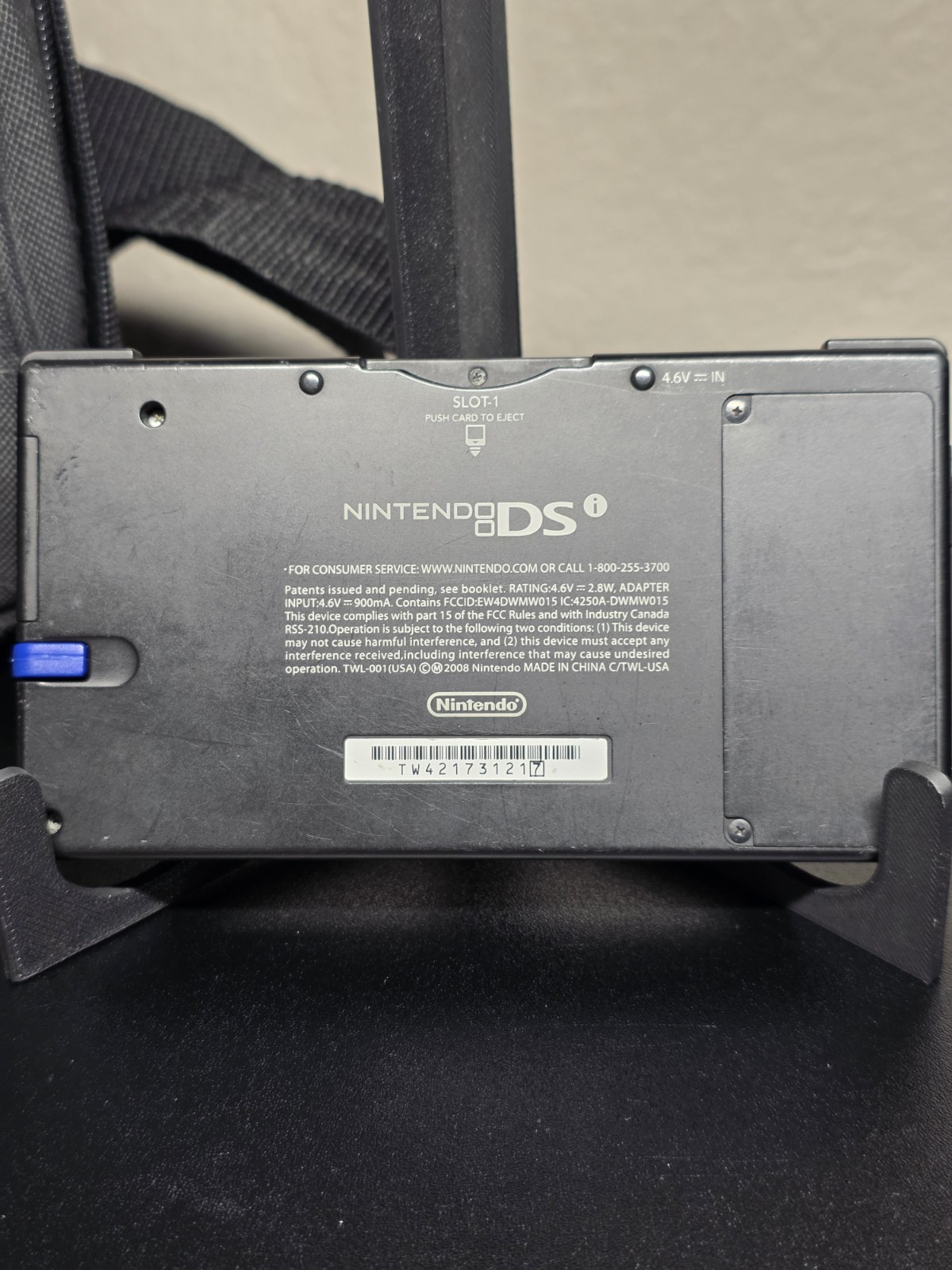 Nintendo DSi Console Bundle Black w/ Charger, Carrying Case, 4 Games & Cartridge