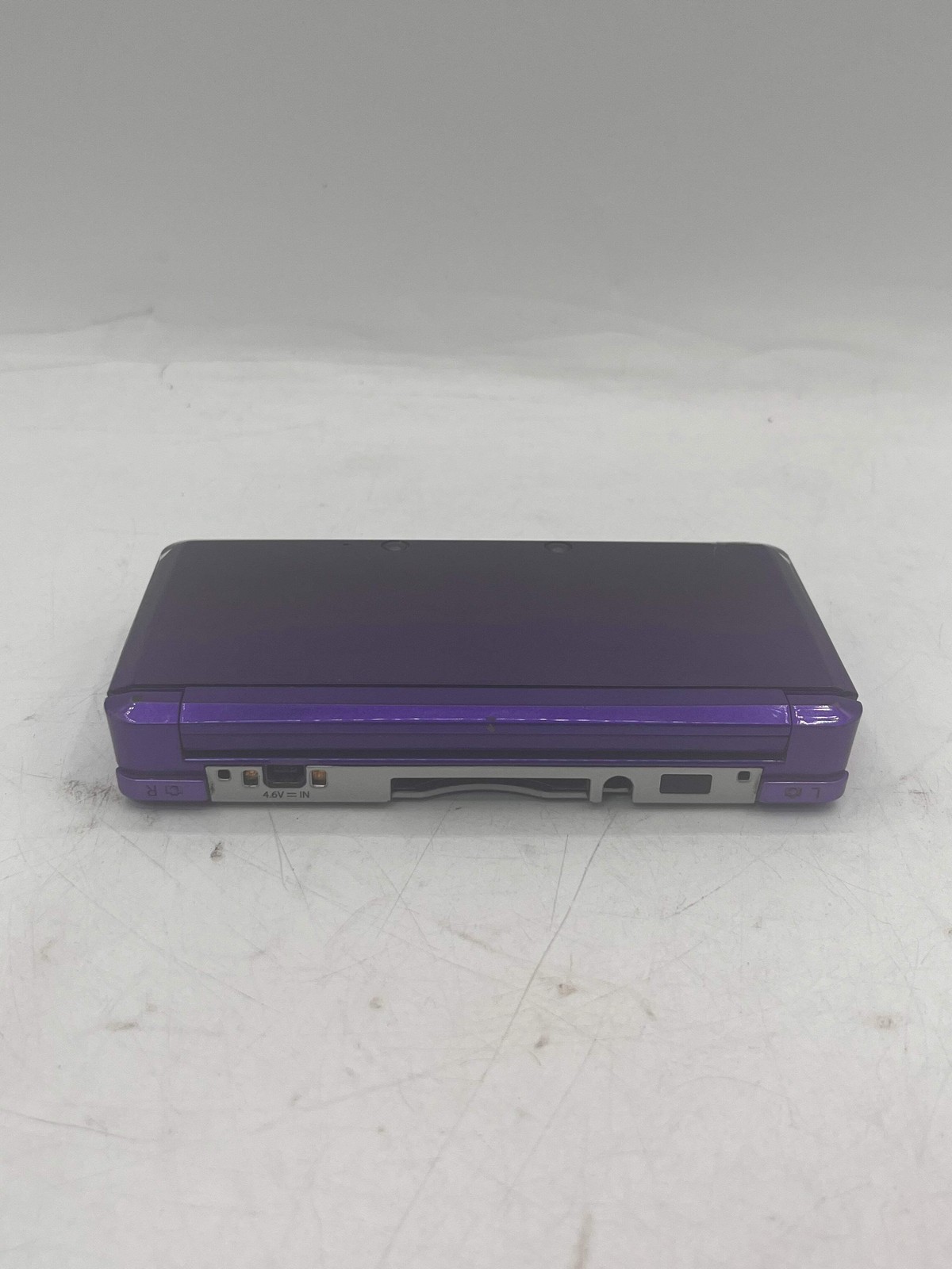 Nintendo 3DS CTR-001 Handheld Game Console 2011 Purple