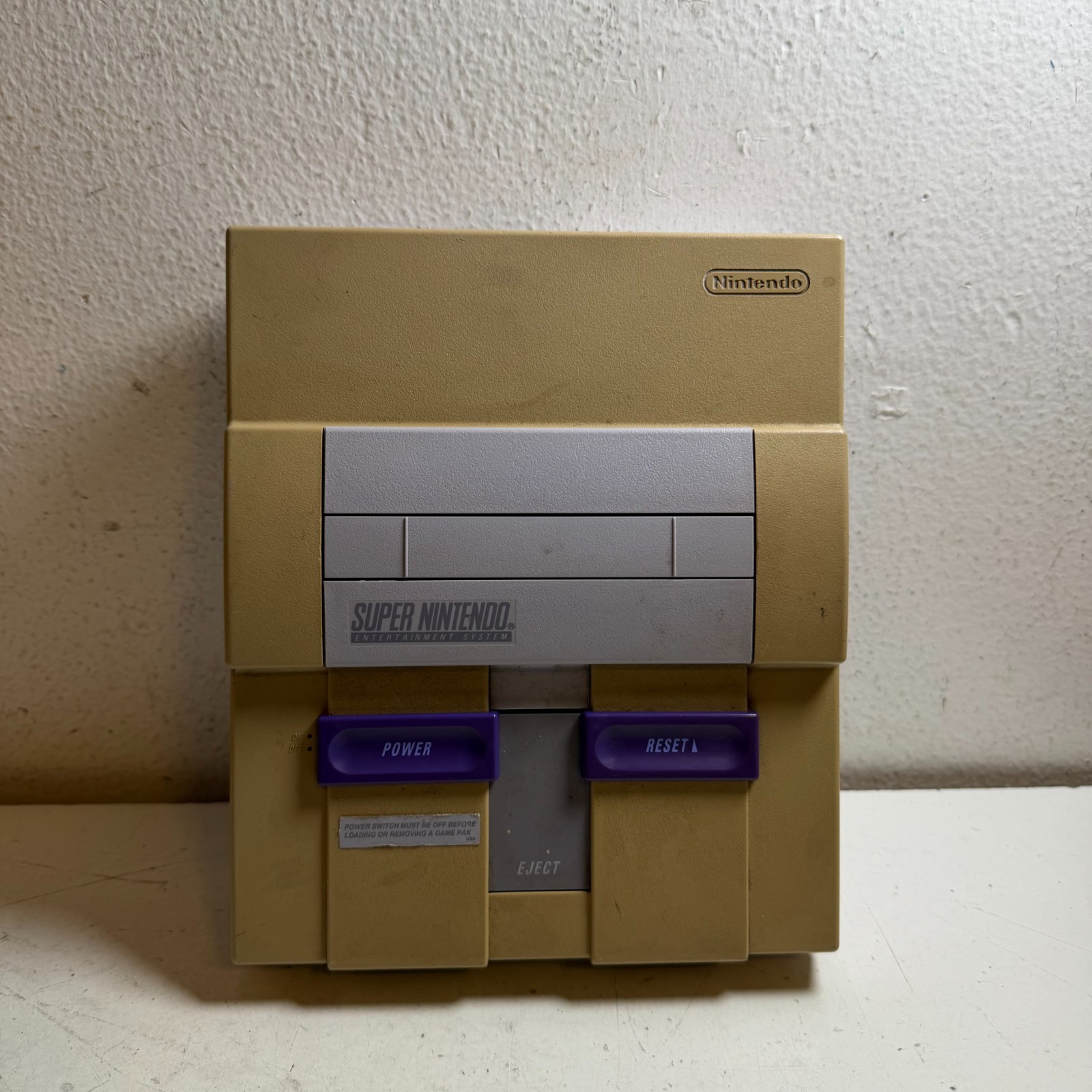 Super Nintendo SNES SNS-001 Beige 16-Bit Video Gaming Console – For Parts