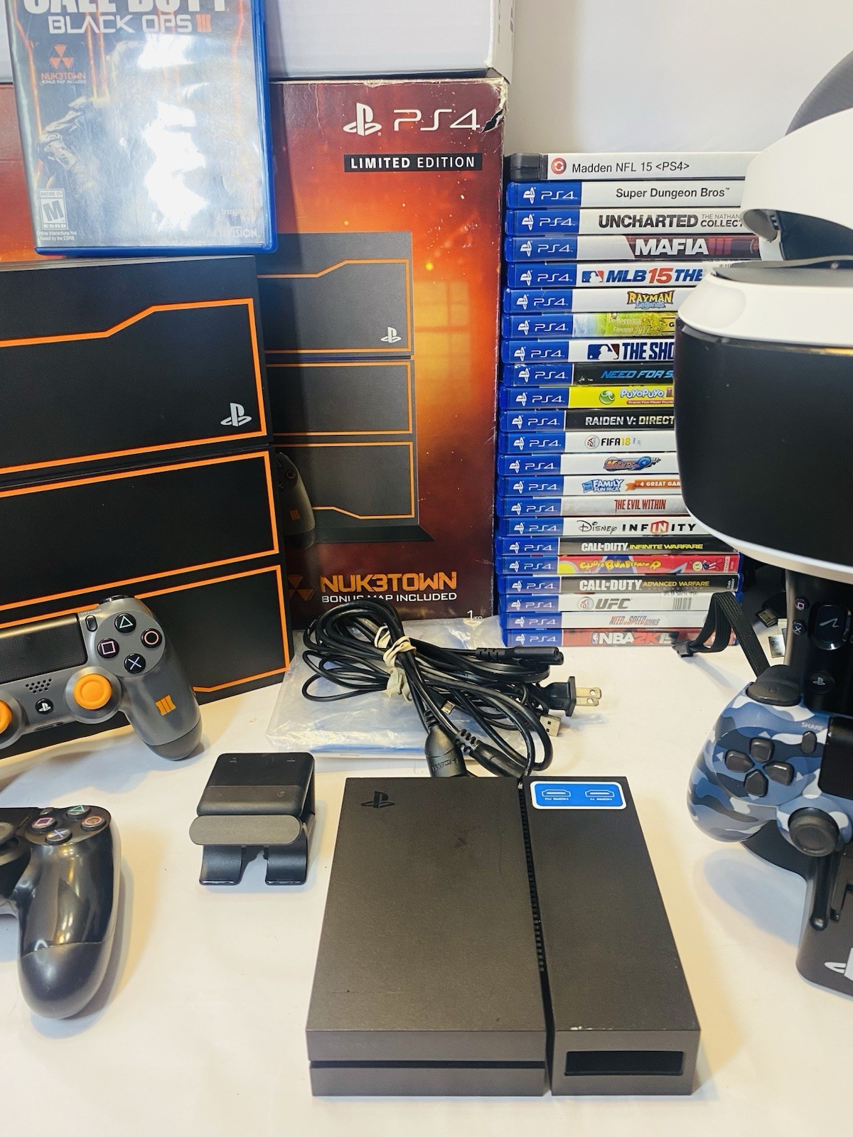 PS4 PLAYSTATION 4 1TB CALL OF DUTY BLACK OPS III LIMITED EDITION VR BUNDLE WORKS