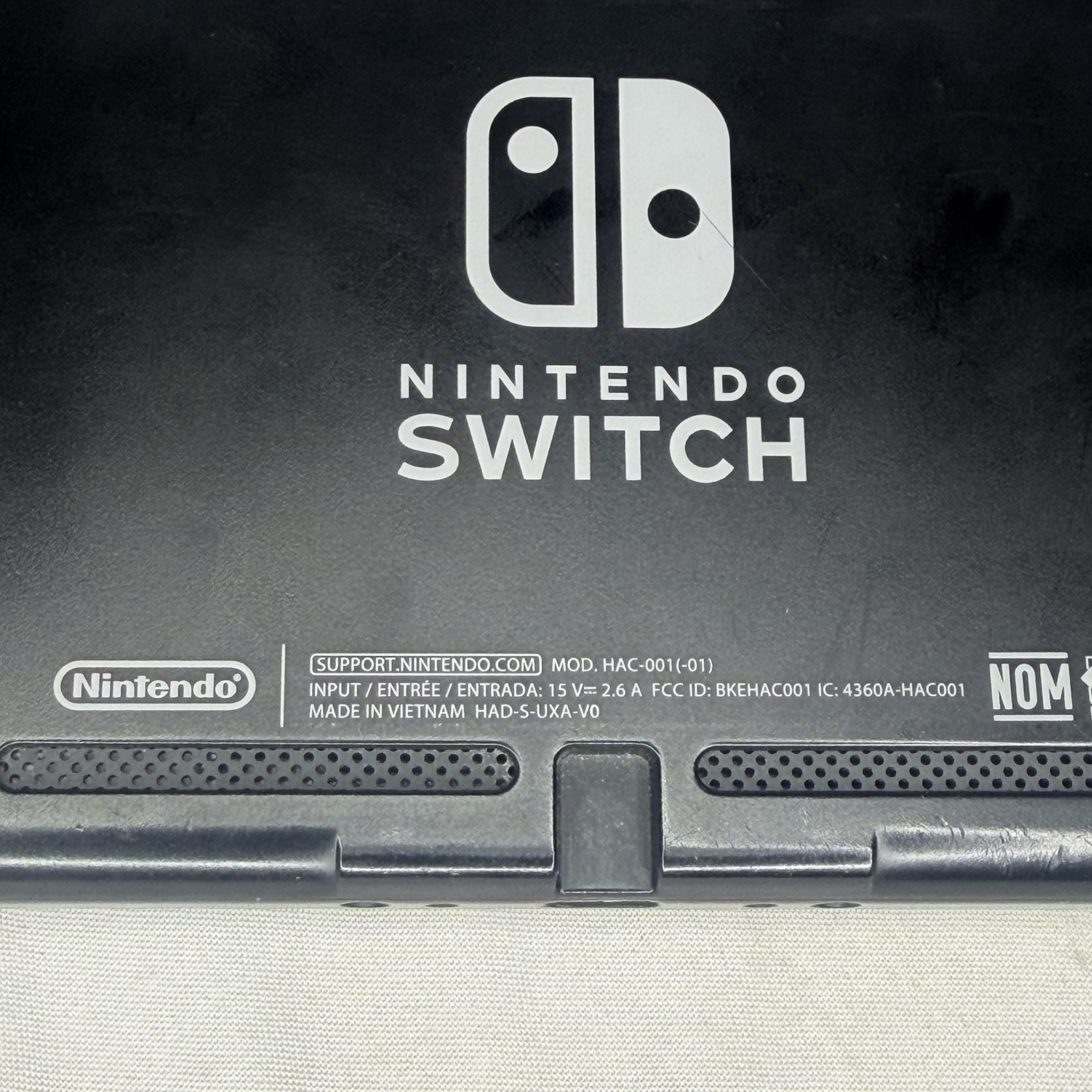 Nintendo Switch V1 HAC-001 XAW1 – Grey / Gray JoyCon