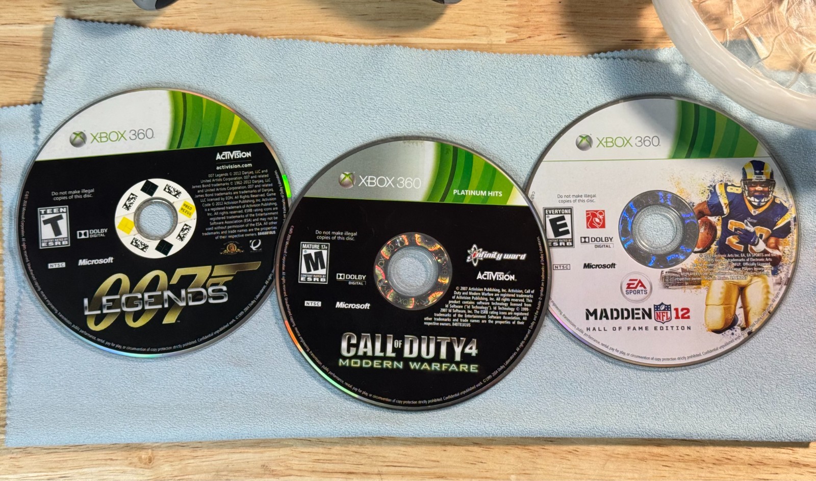Xbox 360 E Custom Hard Drive Upgraded Console – Corona Board (250GB) Bundle