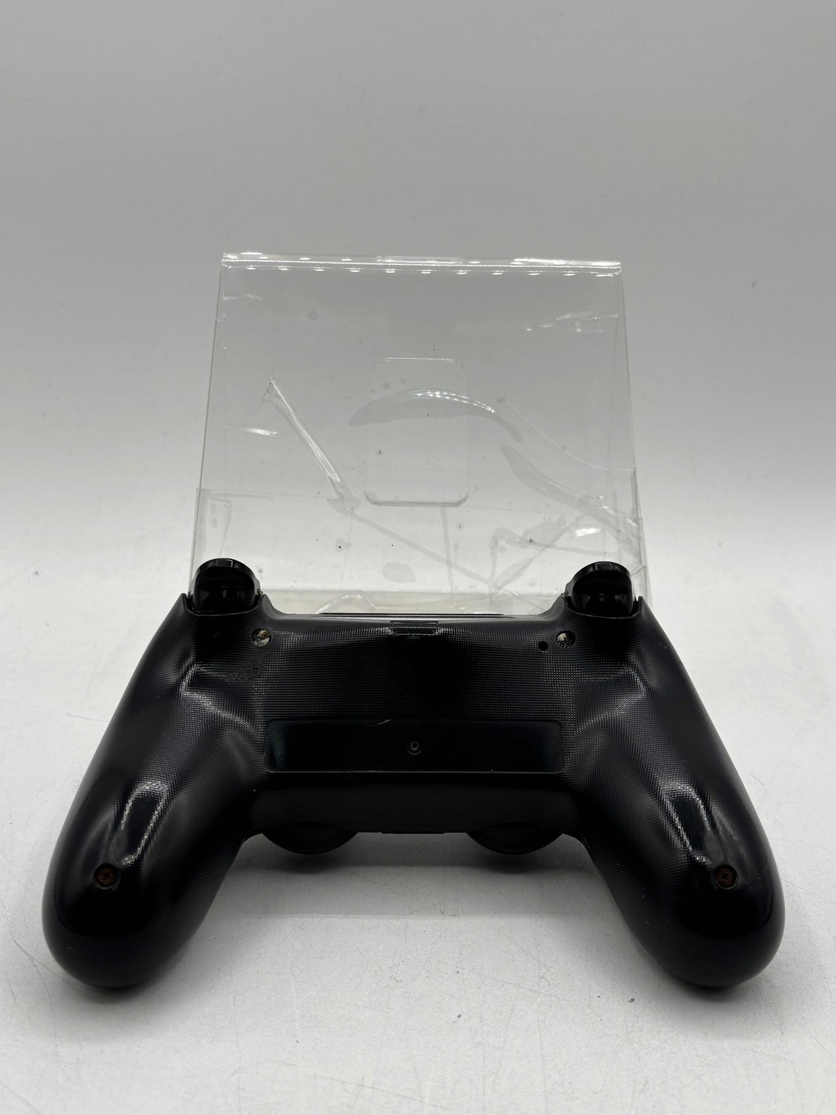 Sony PlayStation 4 PS4 500GB CUH-1215A Console With Controller