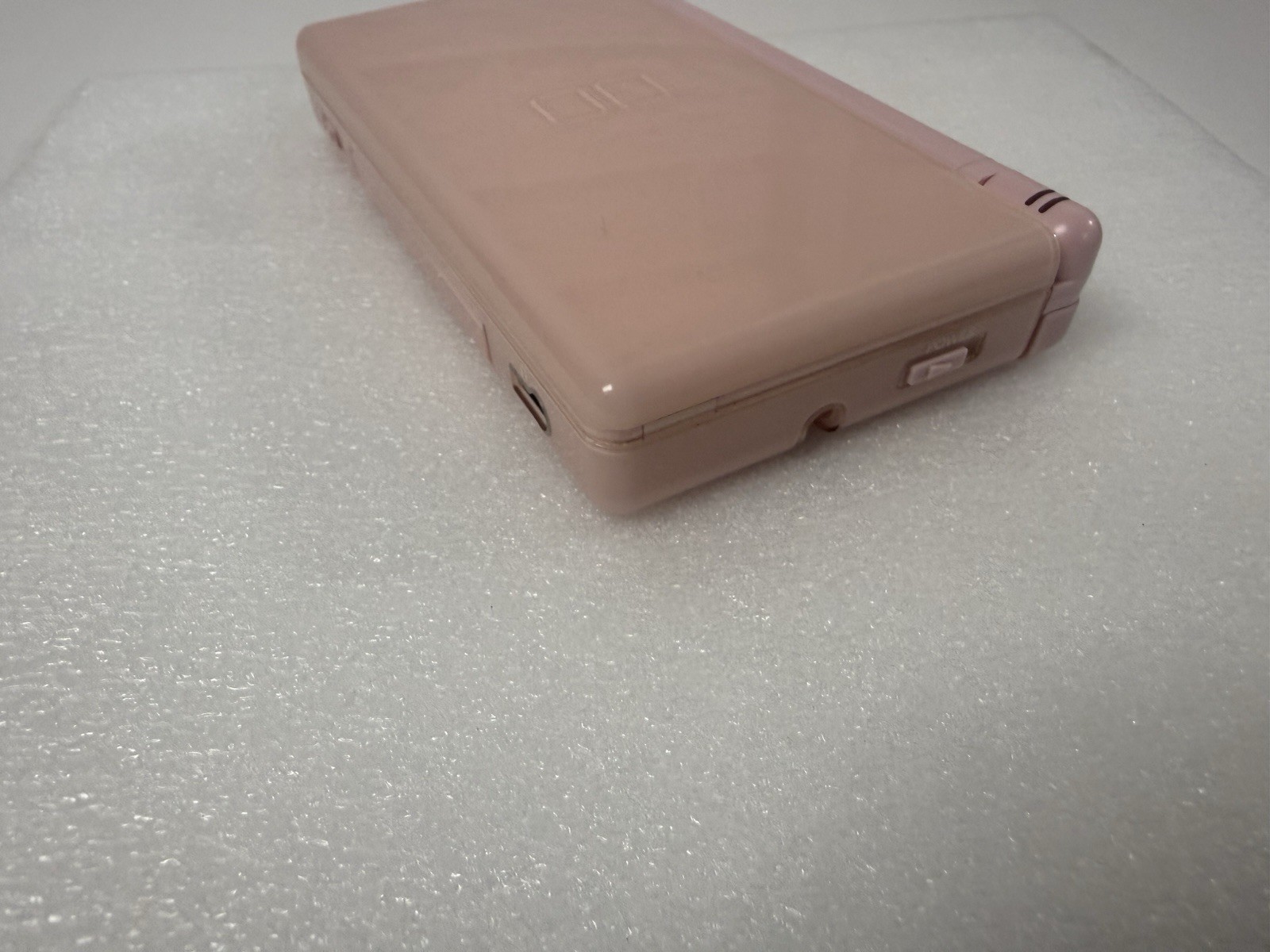 Nintendo DS Lite Console USG-001 w/charger – Coral Pink – GBA GOOD CLEAN TESTED