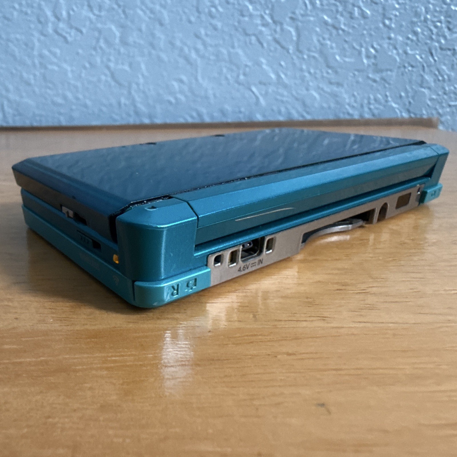 Nintendo 3DS Aqua Blue Console Bundle Charger Stylus Case CTR-001 (U.S Seller)