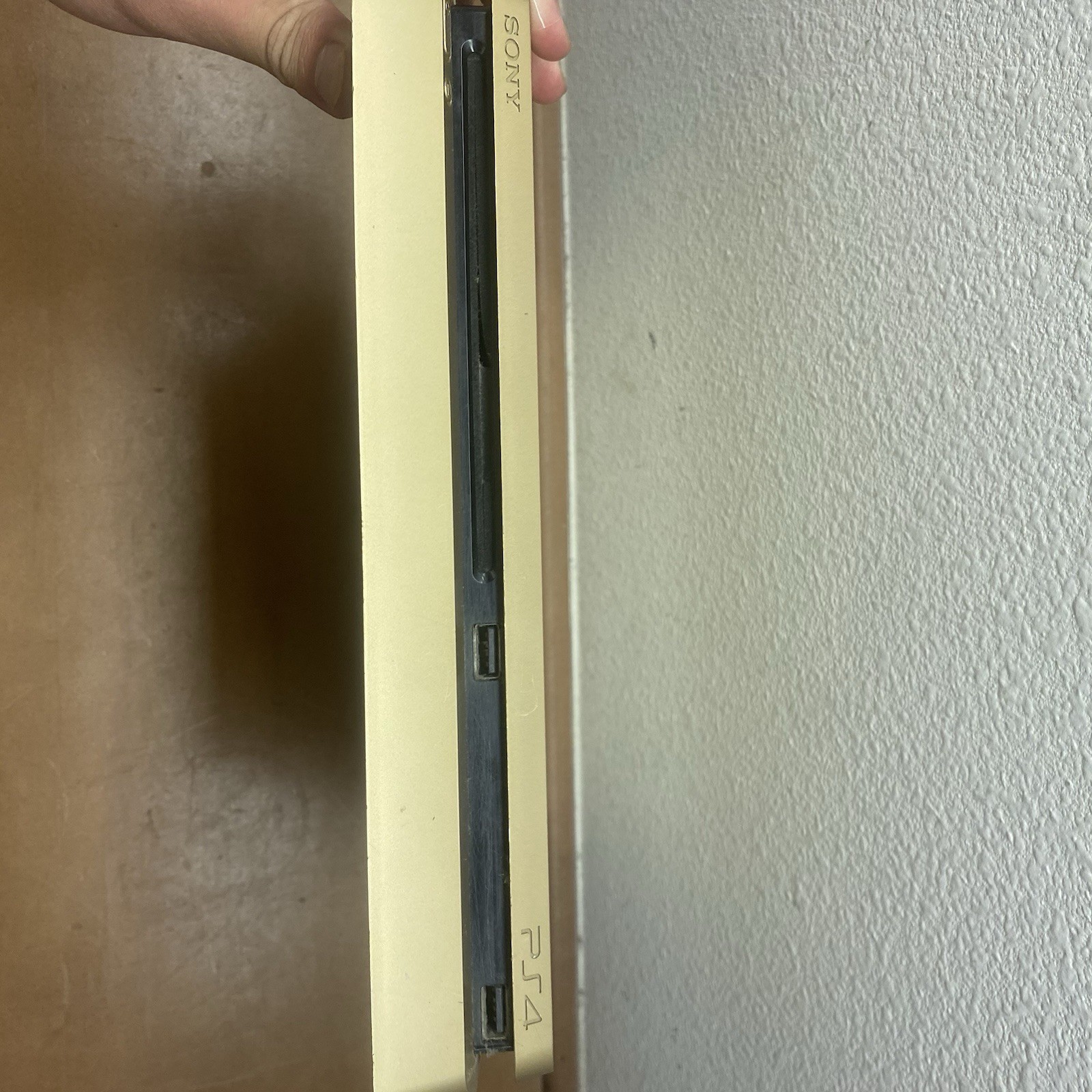 Sony PlayStation 4 PS4 Slim 1TB Gold Console CUH-2015B W/ Gold Controller
