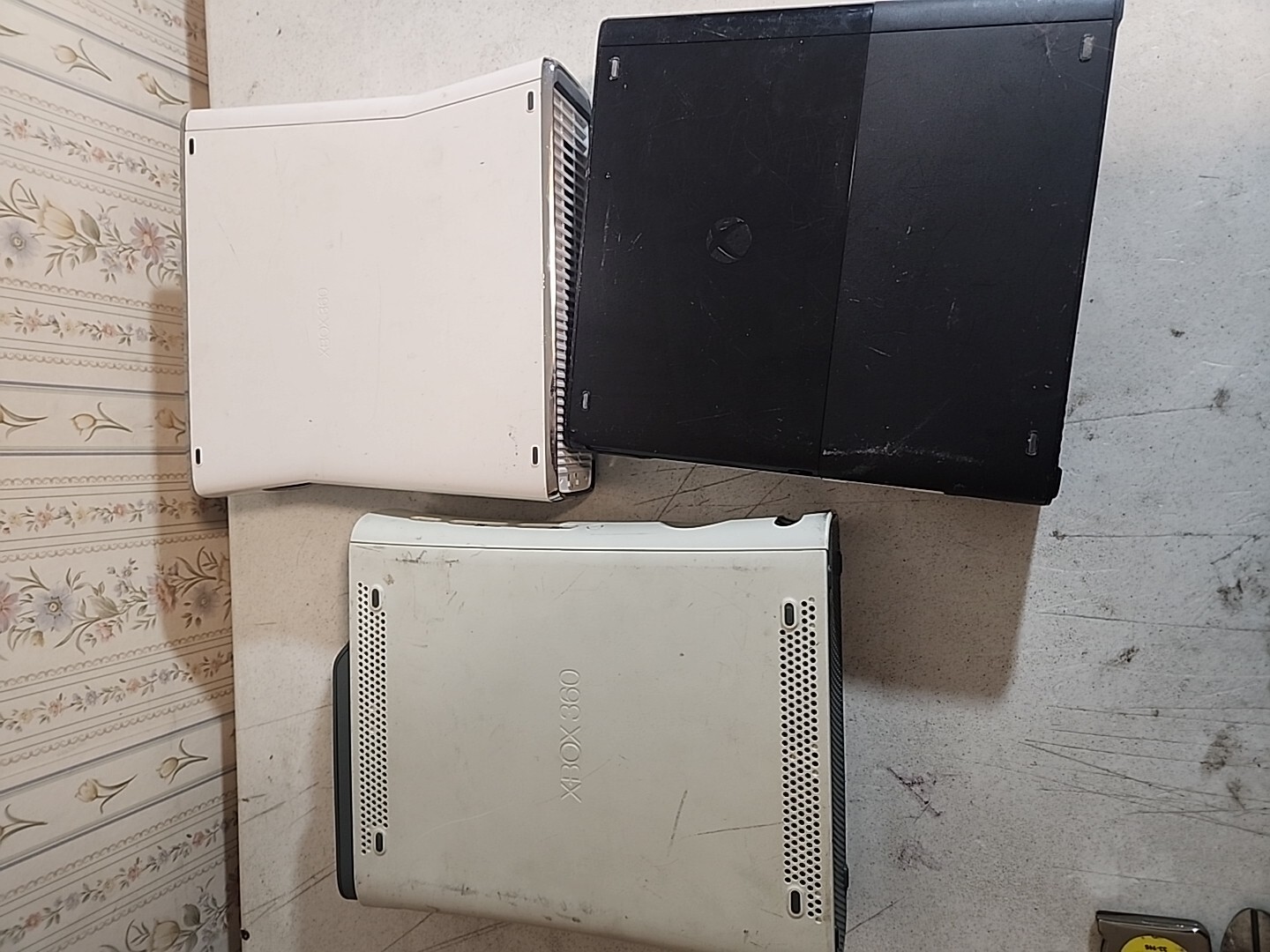 Lot of 4 Xbox 360 S/E Consoles Only AS-IS Untested Unknown Condition.