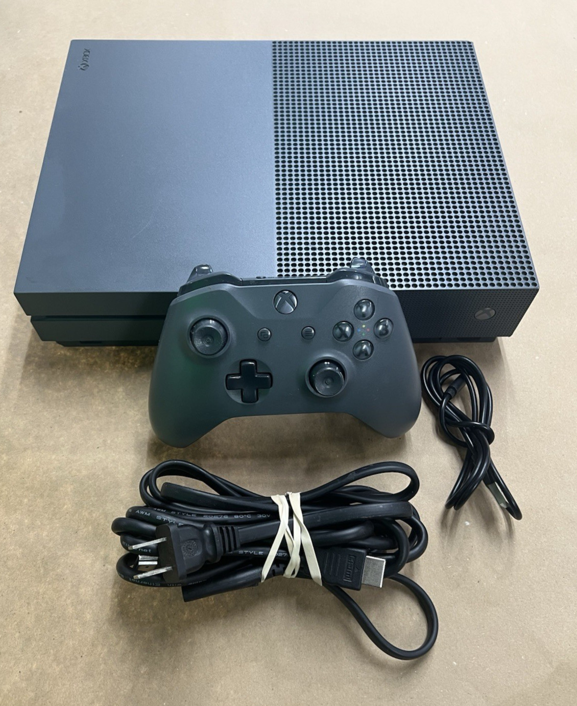 Microsoft Xbox One S Storm Gray Battlefield 1 Console Controller 500 GB