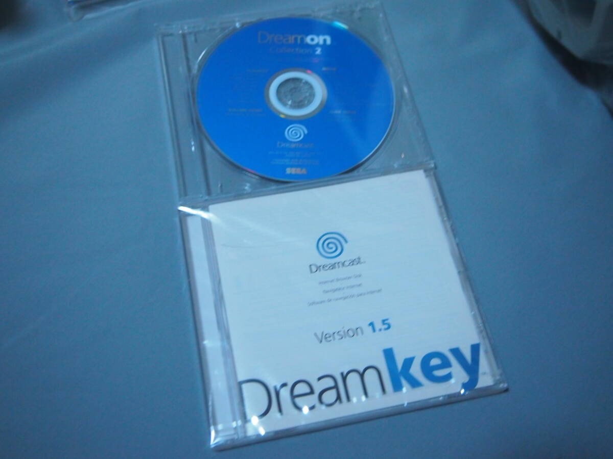 Sega Dreamcast PAL EU HKT-3030 Console *COMPLETE – UNUSED? MINT*