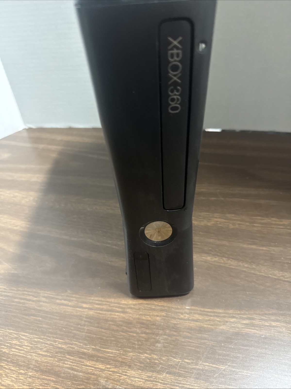 Microsoft Xbox 360 S 250GB Console w/ Controller and Box