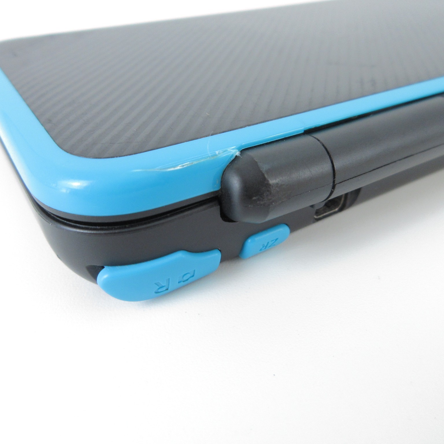 【Very Good】Nintendo New 2DS LL XL Black x Turquoise Console Japanese Ver #DEN113