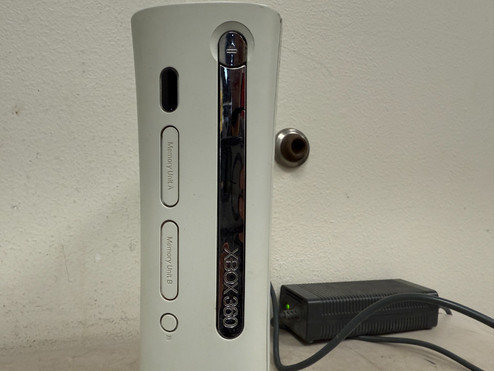 Microsoft Xbox 360 Pro Console Only – Matte White