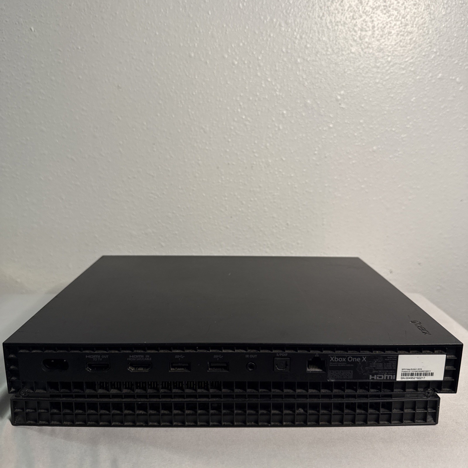 Microsoft Xbox One X 1TB Black Console 1787 w/ 2 Controllers, cords & 6 Games