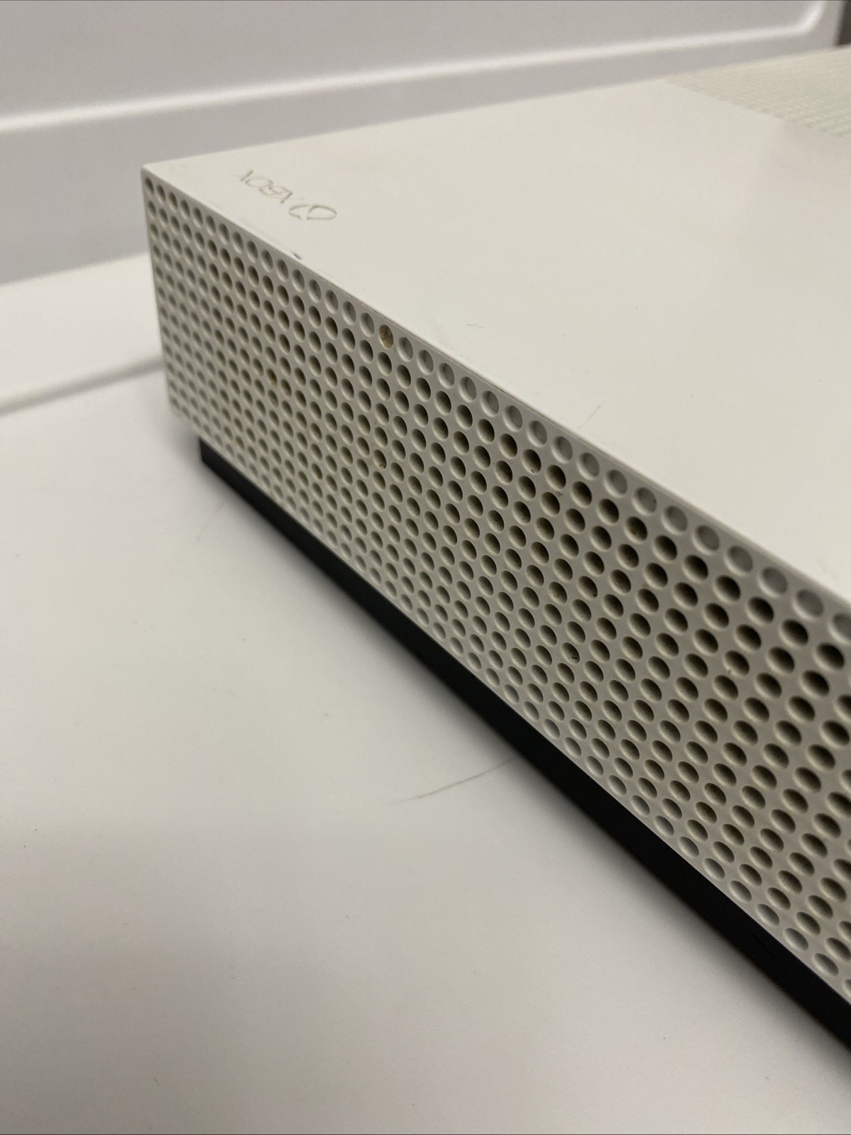 Microsoft Xbox One S 500GB Console UGC Premium Refurbished Gaming System