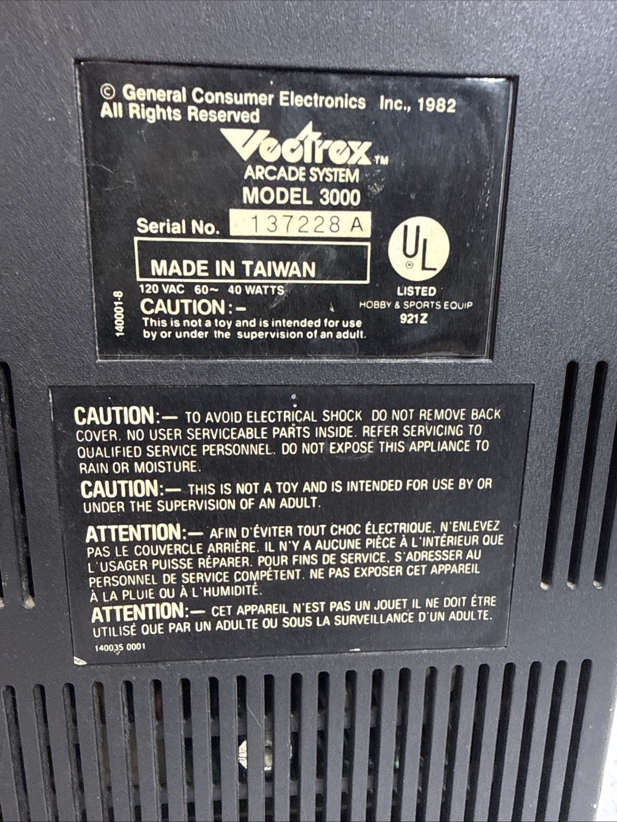 GCE Vectrex Arcade System Console 1982 – POWERS ON – SOLD AS IS / LOOK/READ!
