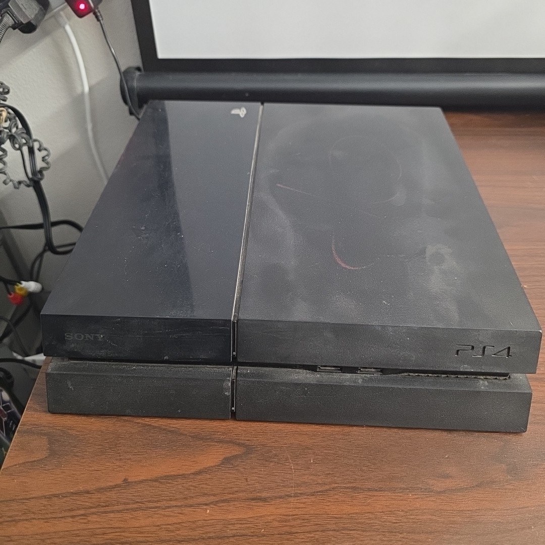 Sony PlayStation 4 Slim 500GB Cuh-1115a Console Only No Cords No Remote 8.52