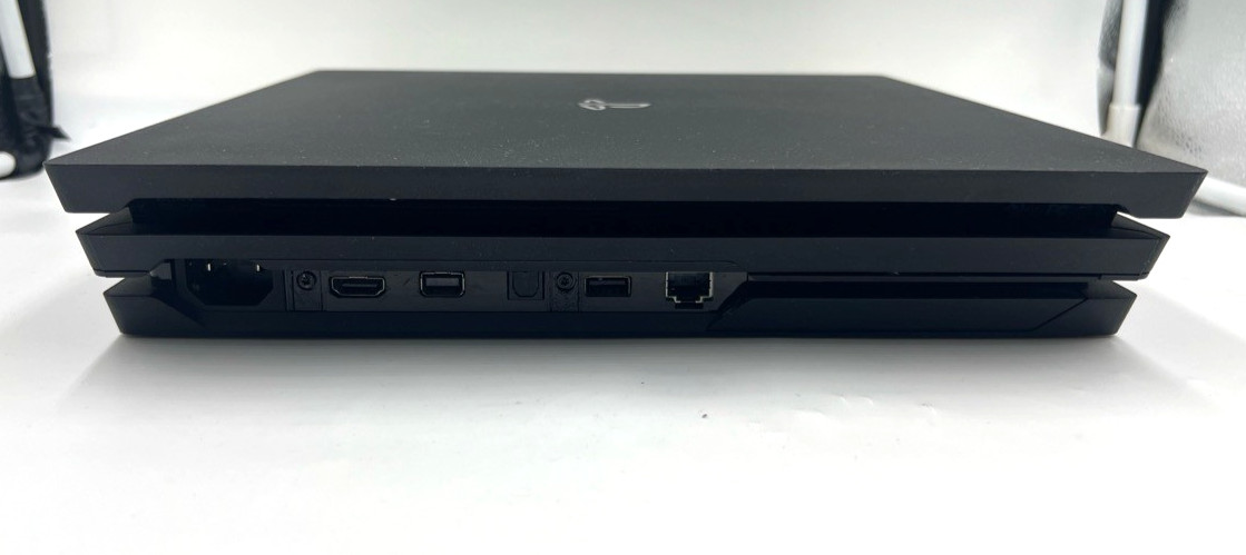 SONY PS4 – PRO – SYSTEM – CUH-7015B – 1TB (EL1117865)