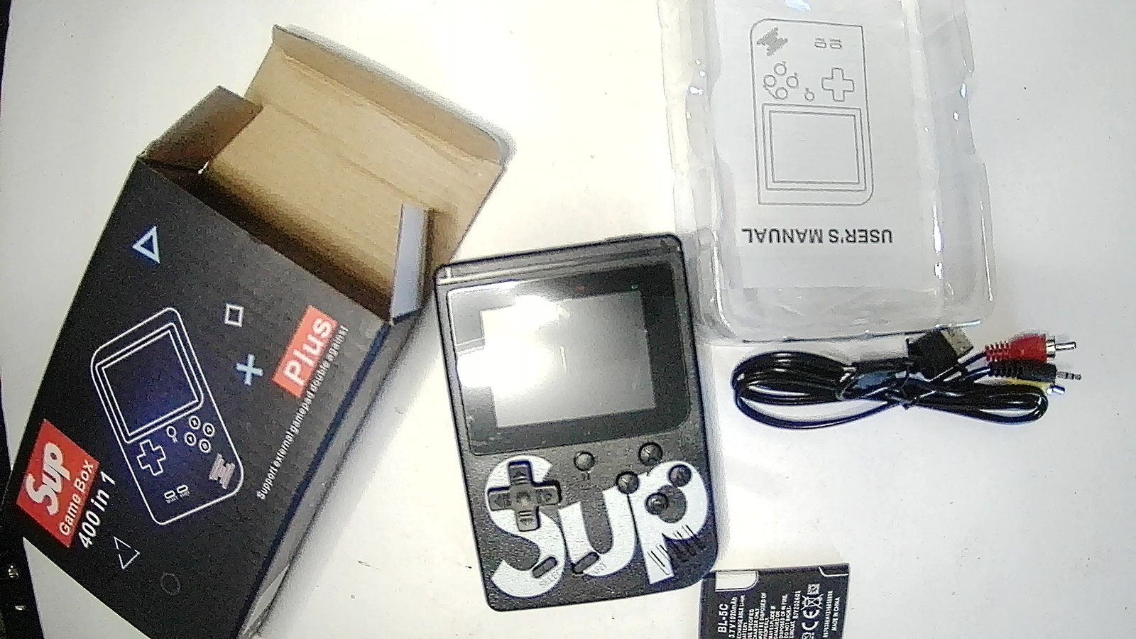 Sup Game Box Plus 400-in-1 Handheld Retro Video Game Console TV Out Black