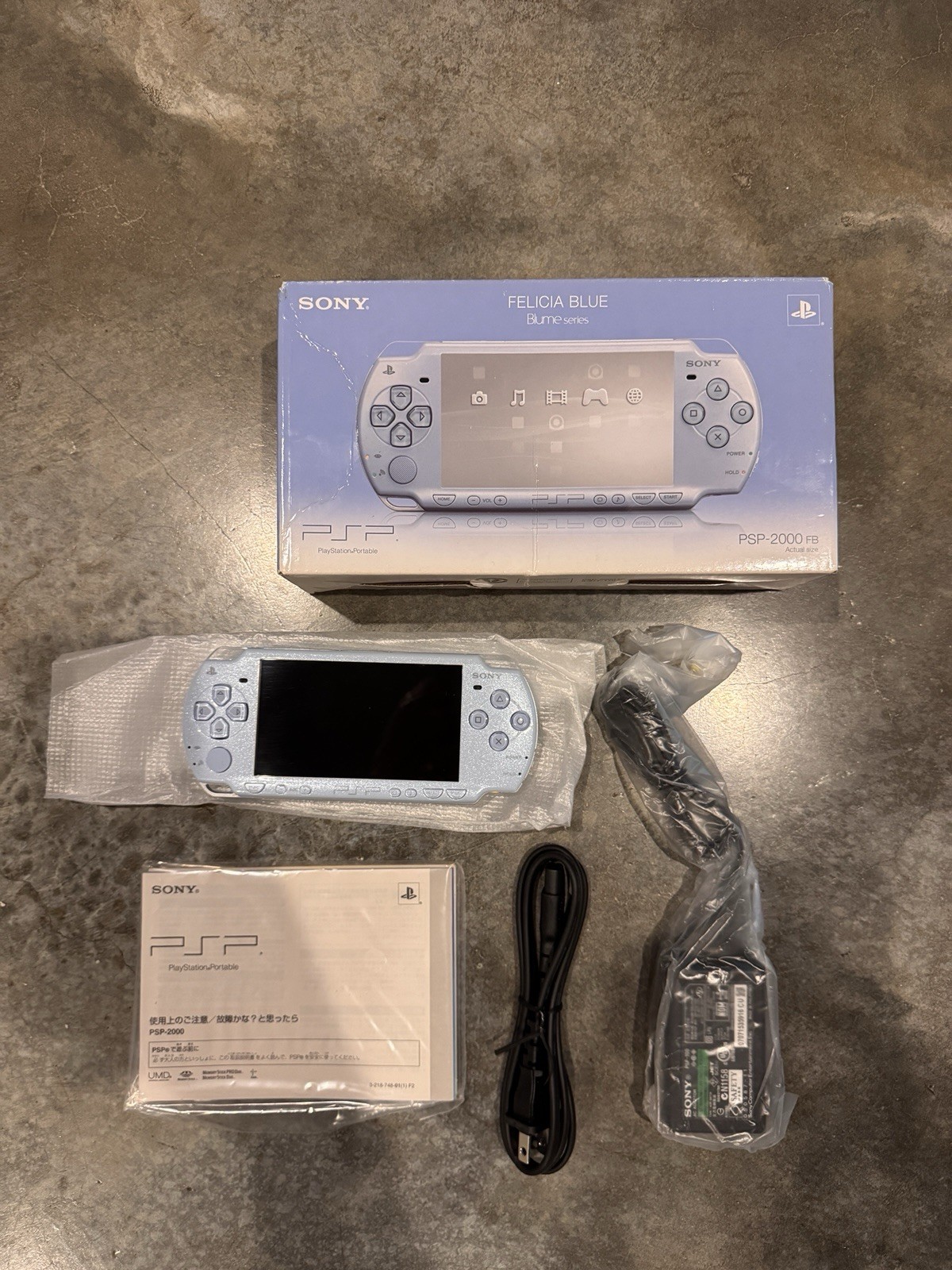 Sony PSP 2000 Felicia Blue PlayStation Portable