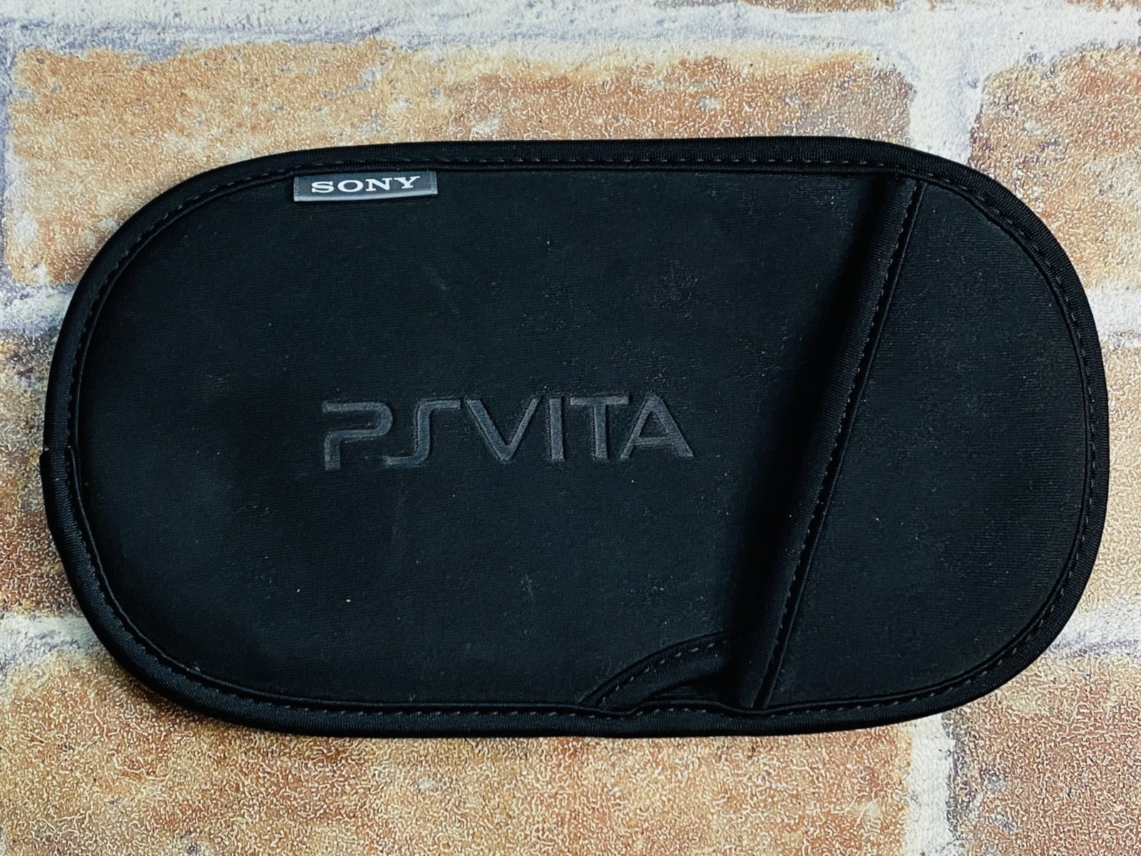PS Vita PCH-2000 White ZA12 SONY PlayStation Japan Charger 16GB Pouch Tested DDP