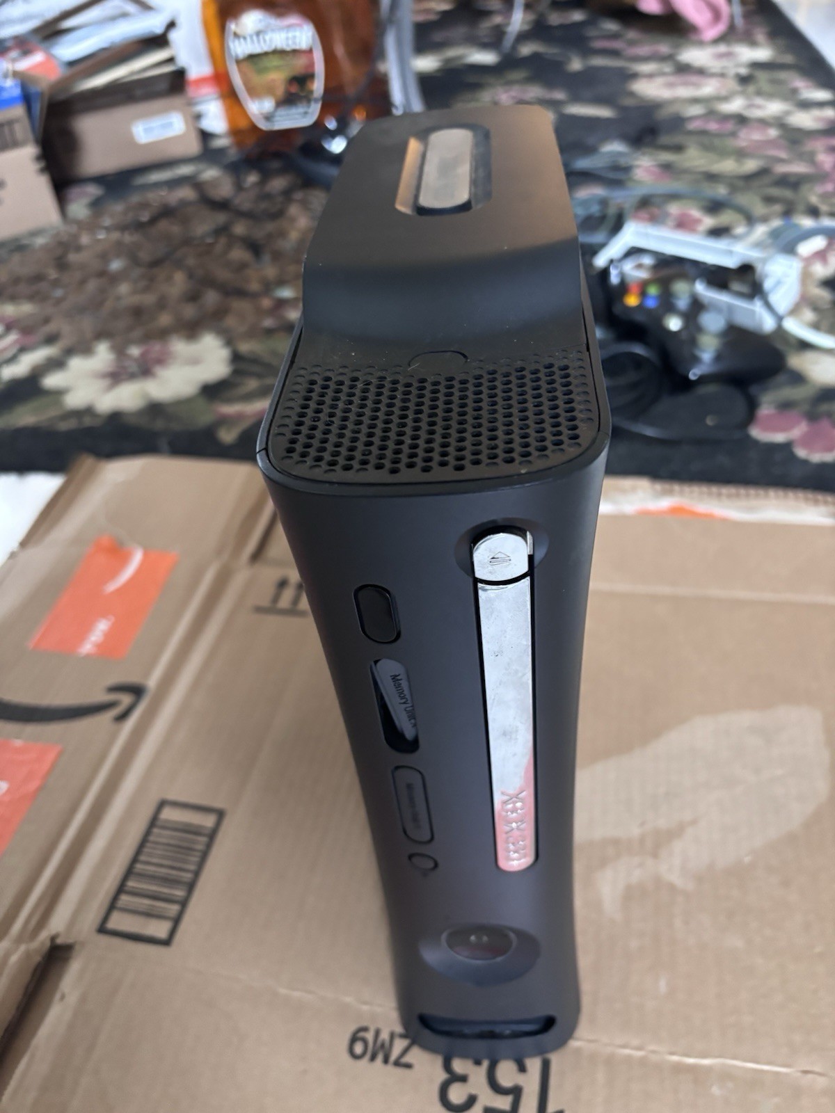 Xbox 360 Console with Belkin R7J604 Ethernet and AV Cables, headset, Intercooler