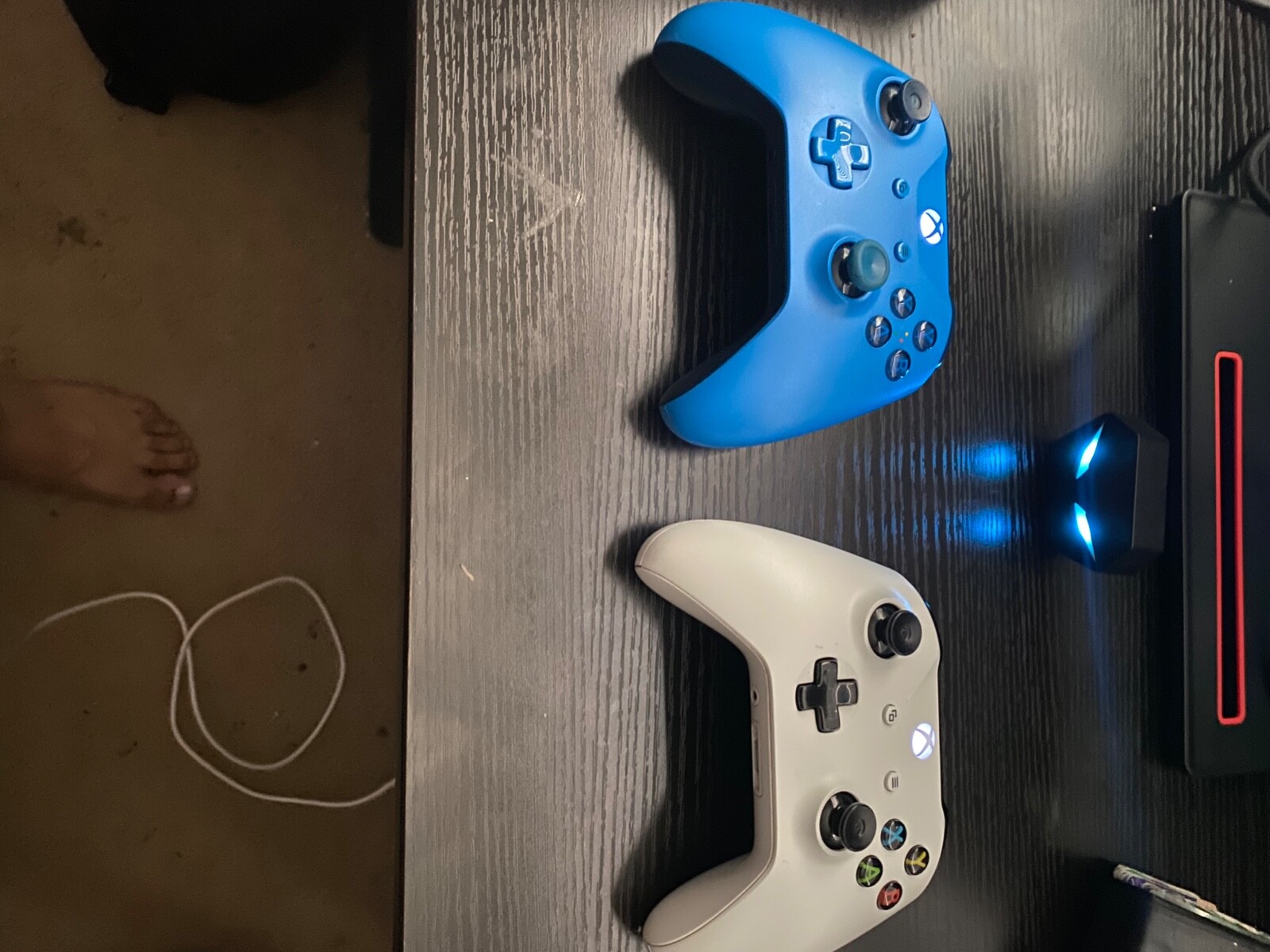 Xbox One S 1TB Console – White (XBS1TB) with 2 controllers and charger