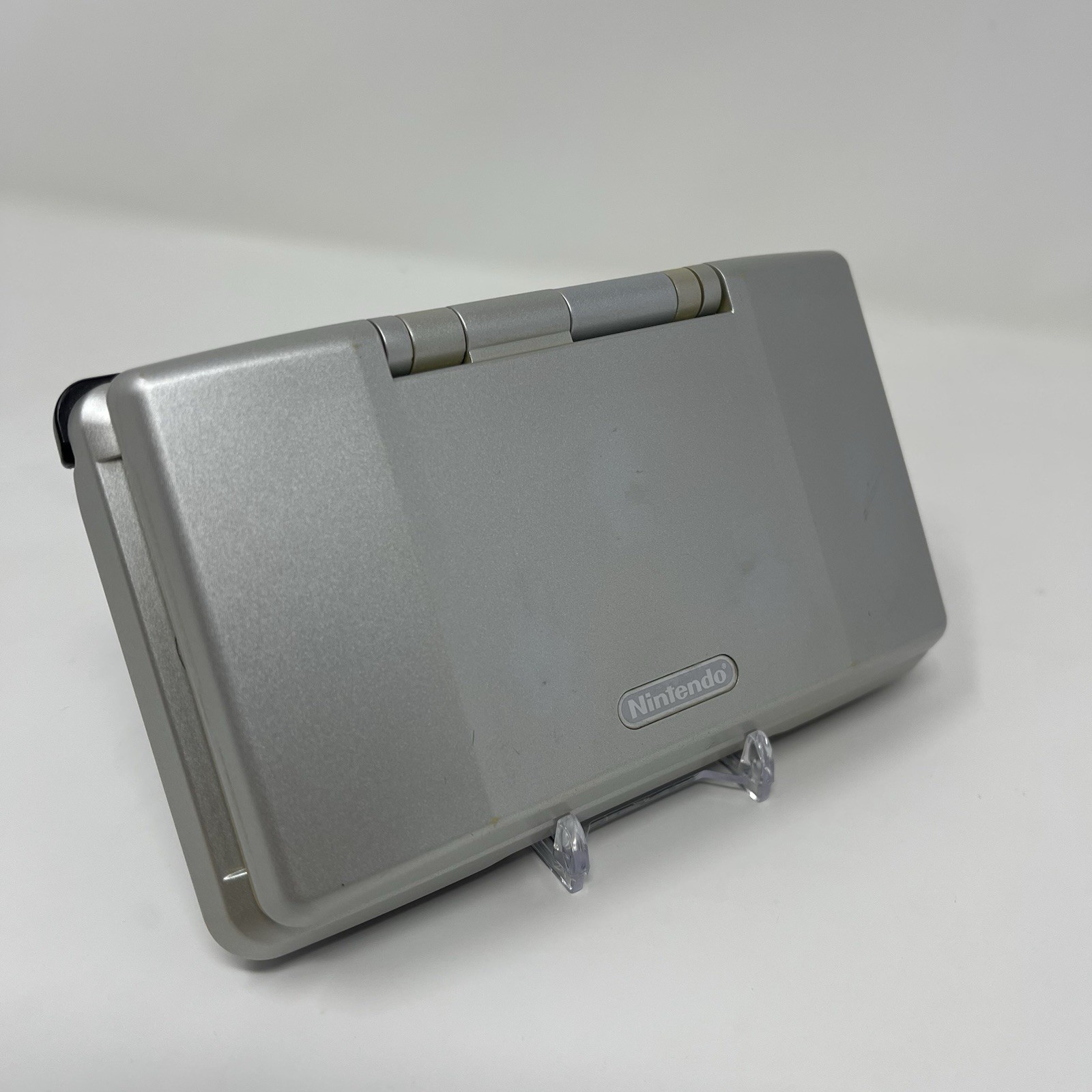 Silver Nintendo DS Original – (NTR-001 ) w/ Box – Good Condition – Japanese