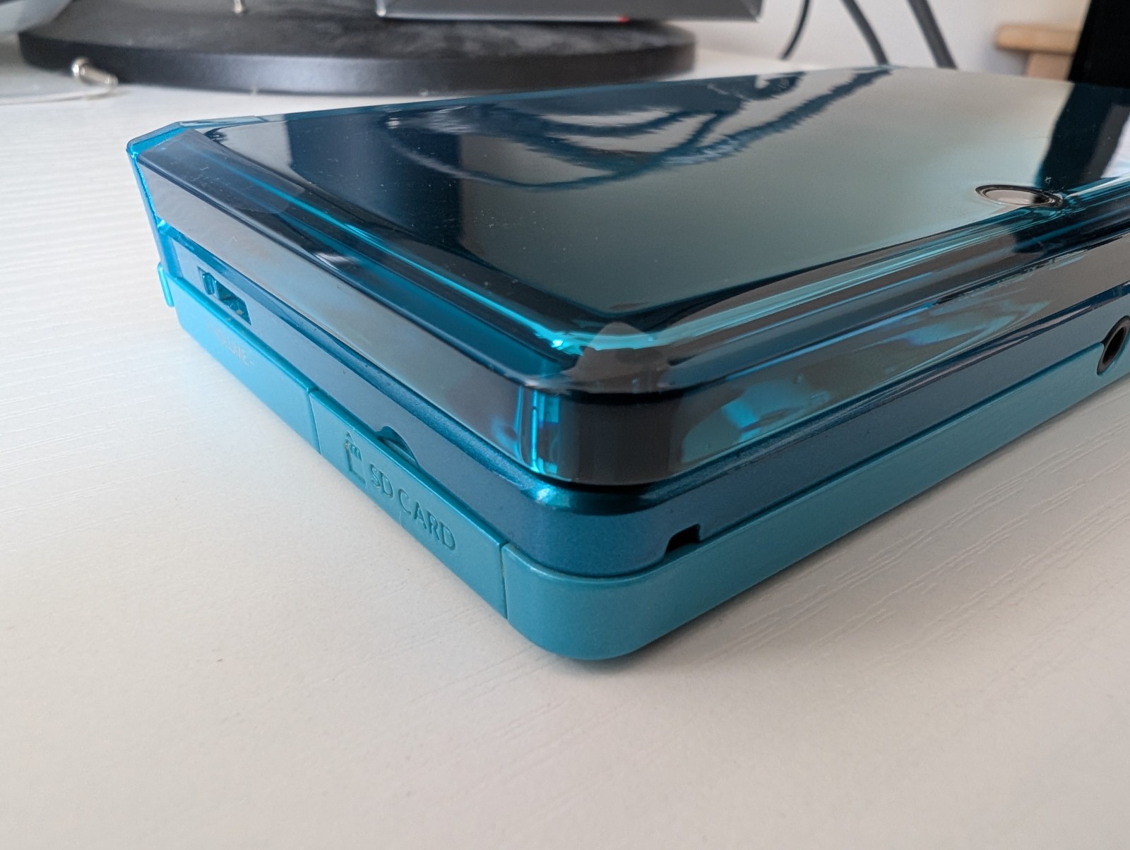 Nintendo 3DS Handheld Console Aqua Blue Region Free Console (No Stylus/Charger)