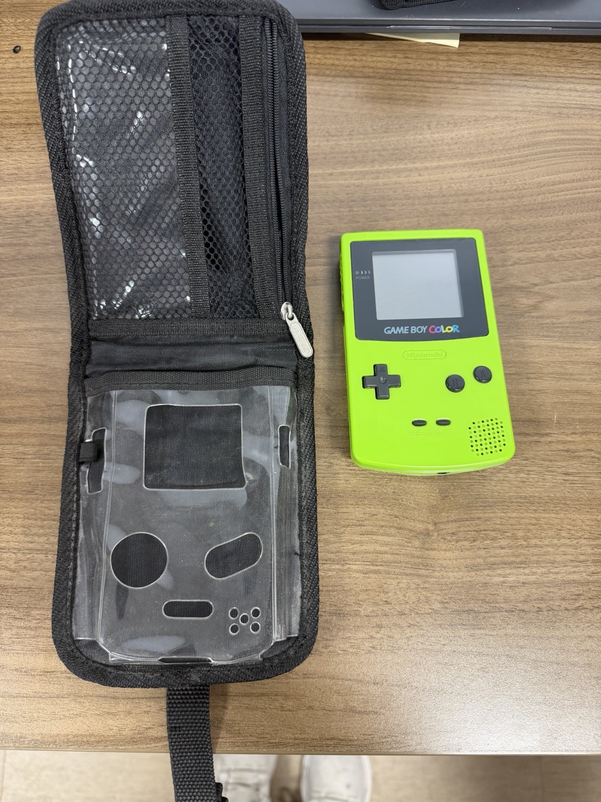 Nintendo Game Boy Color LimeGreen Handheld System CGB-001 w/ Carrying Case