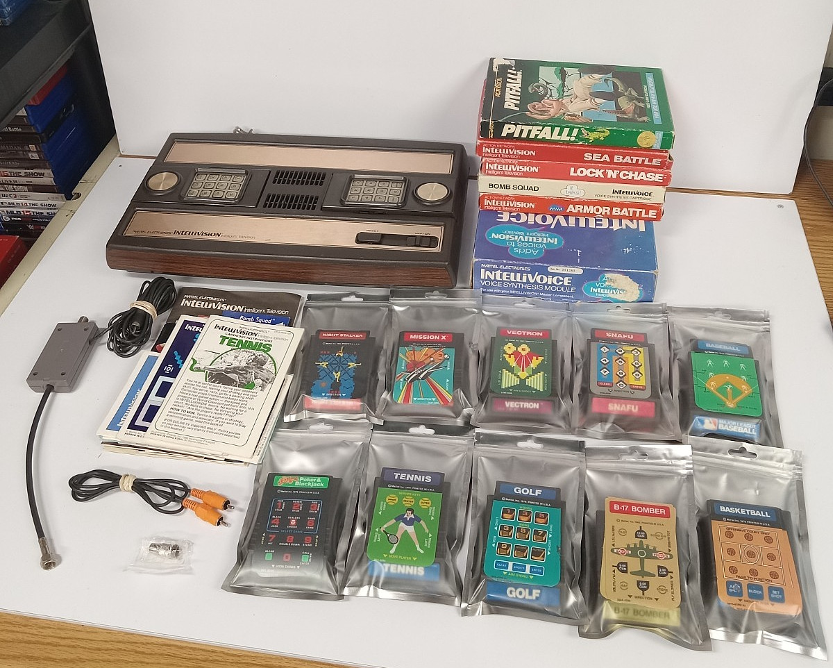 Mattel Intellivision Home Console Bundle w/ 15 Games + Voice Module – Tested, FF