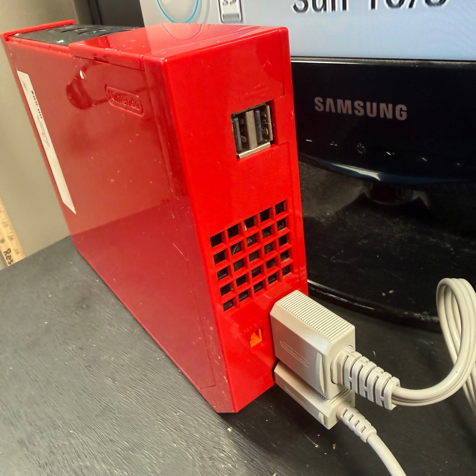 Nintendo Wii RVL-001 Video Game Console Red 25th Anniversary Edition Working