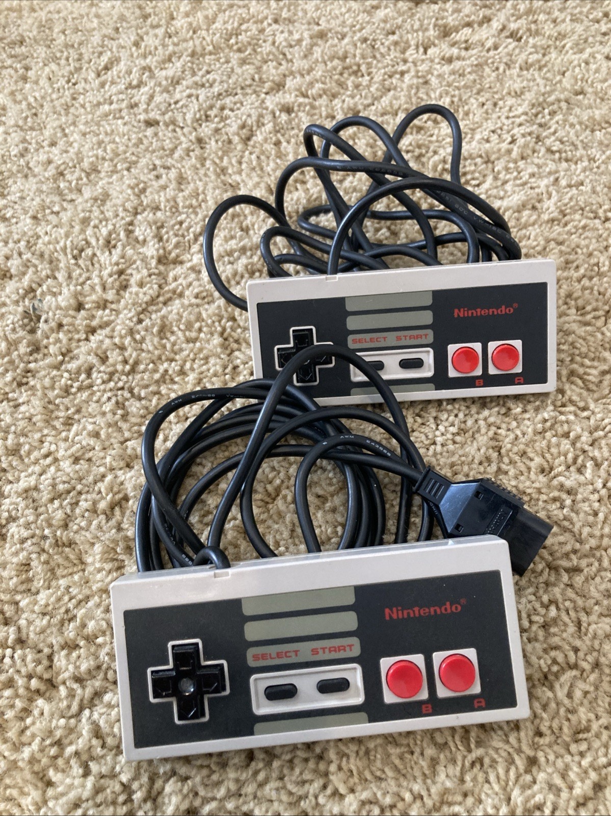 Nintendo Bundle NES System + Cords + Controller + Zelda Game Lot -Tested!