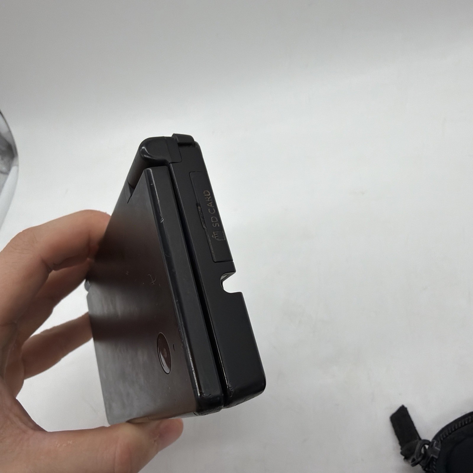 Matte Black Nintendo DSi Handheld Console charger