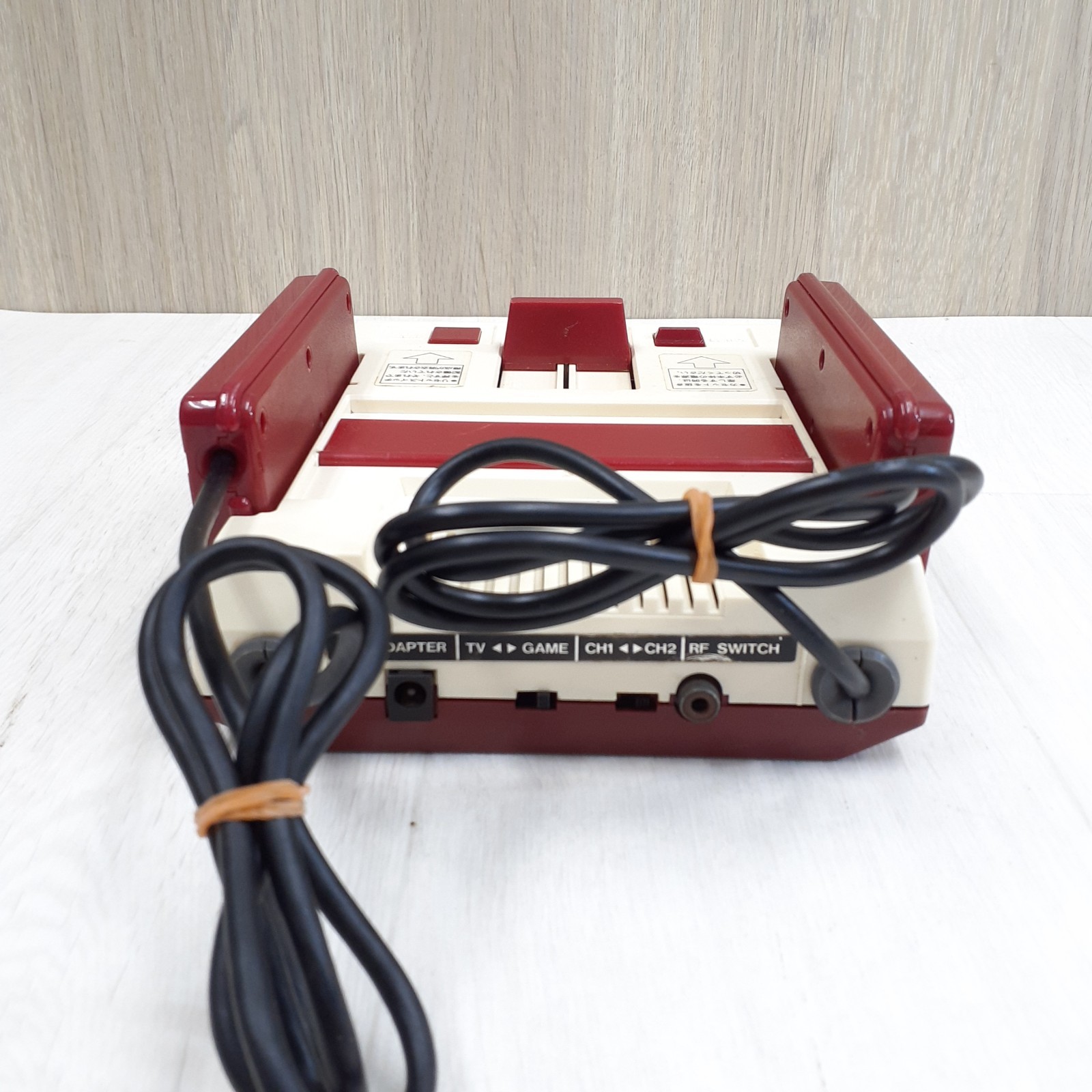 Nintendo Famicom boxed Japanese original Console w/ 3 games Super Mario HVC-001