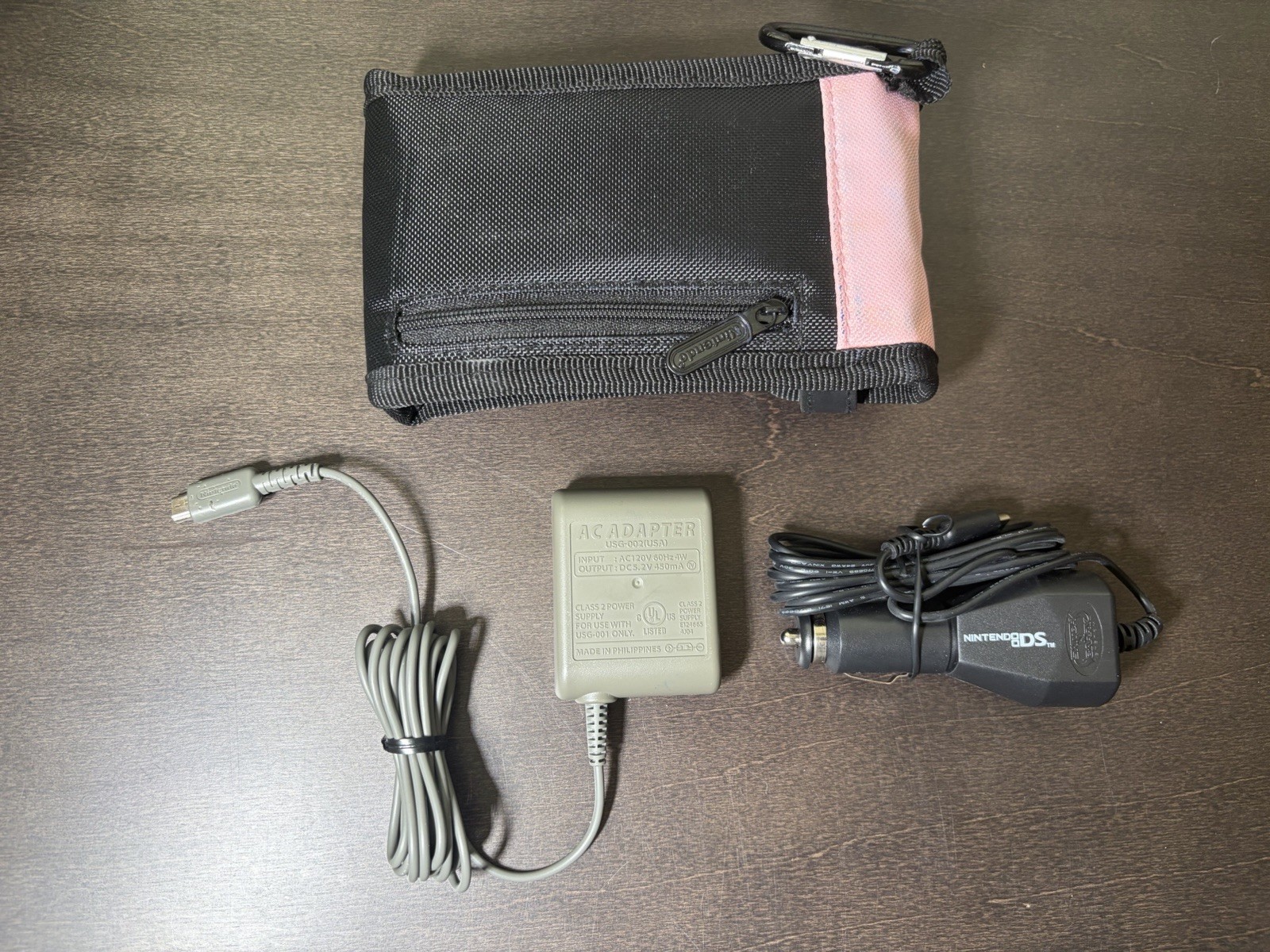 Near Mint – Nintendo DS Lite Handheld System – Pink Metallic Rose – Extras