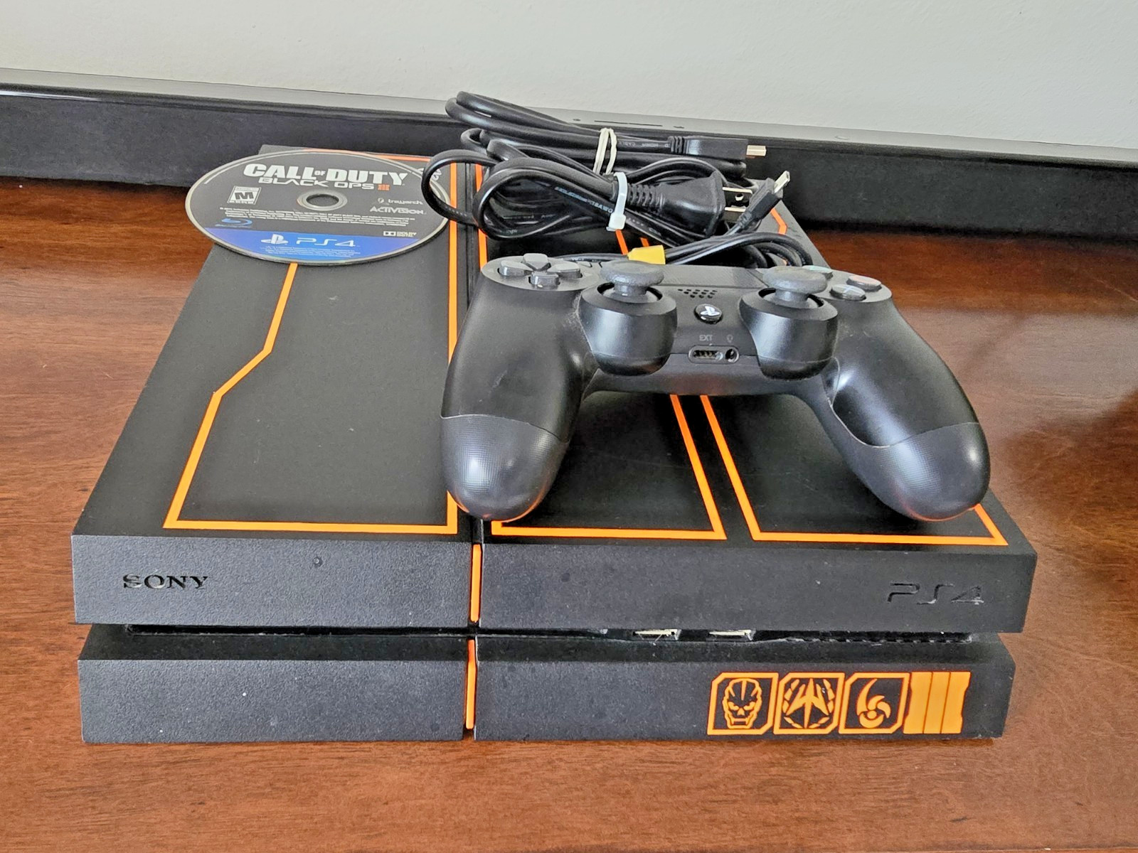 Sony PlayStation 4 PS4 1TB Call of Duty: Black Ops III Edition Console CUH-1215B