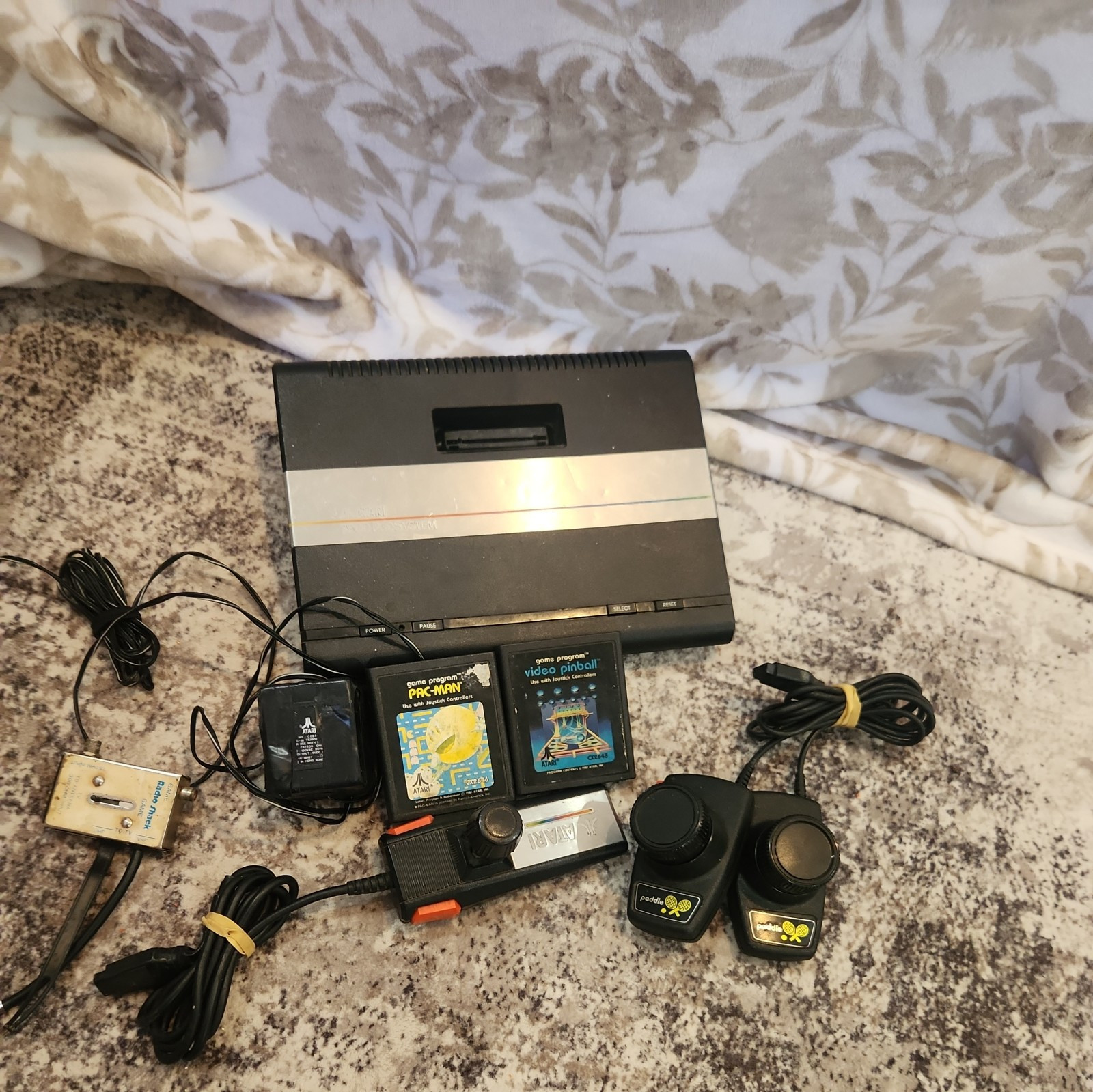 Atari 7800 Pro System Console used!! cosmetic issues with games