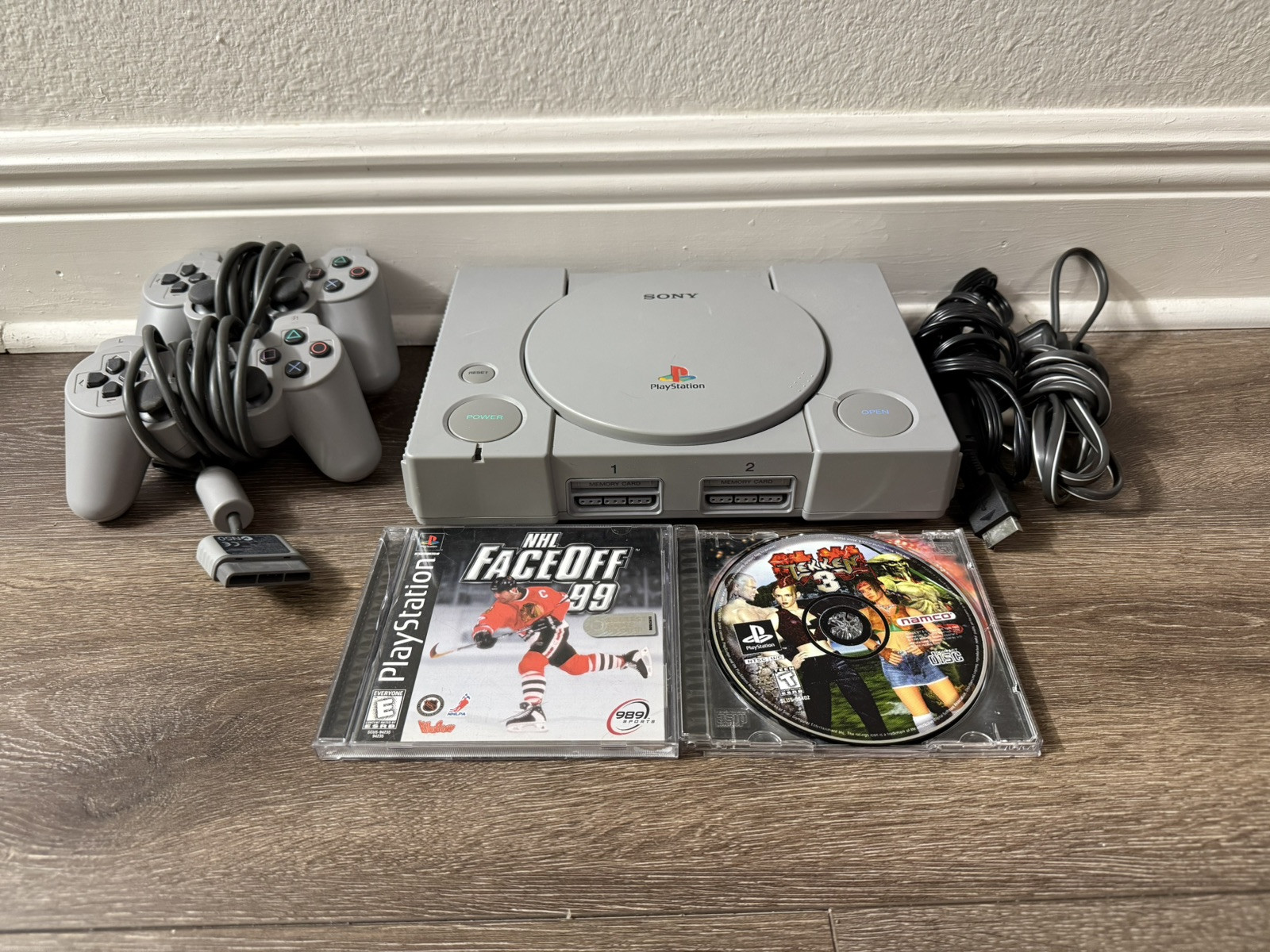 Sony PlayStation 1 PS1 PSX Console Gray Three Games 2 Controllers Hookups TESTED