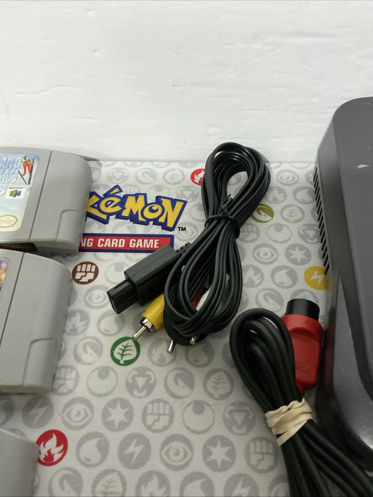 Nintendo 64 N64 Console Bundle Tested Working 2 OEM Controllers – 10 Games!