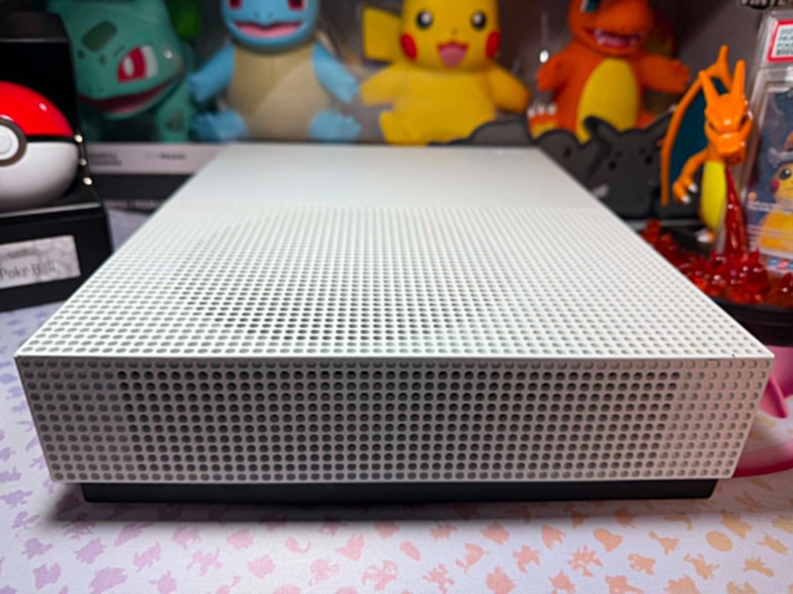 Microsoft Xbox One S 500 GB Console – White Used Tested Authentic Minor Wear