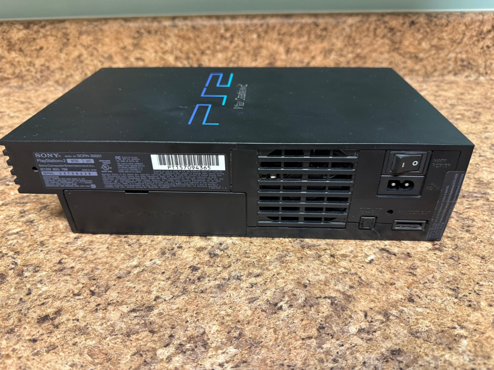 Sony PS2 Fat SCPH-30001 Premium Bundle Logitech Wireless HD Retrovision + 6 CIB