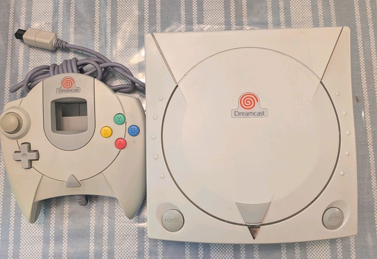 SEGA Dreamcast Console – White NTSC-U/C (US/Canada) -Tested HKT-3020