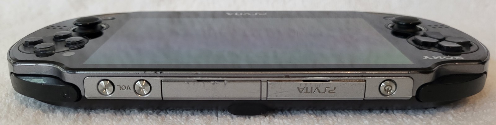 Sony PlayStation Vita 1000 PSVita System Console w/ Charger Cable
