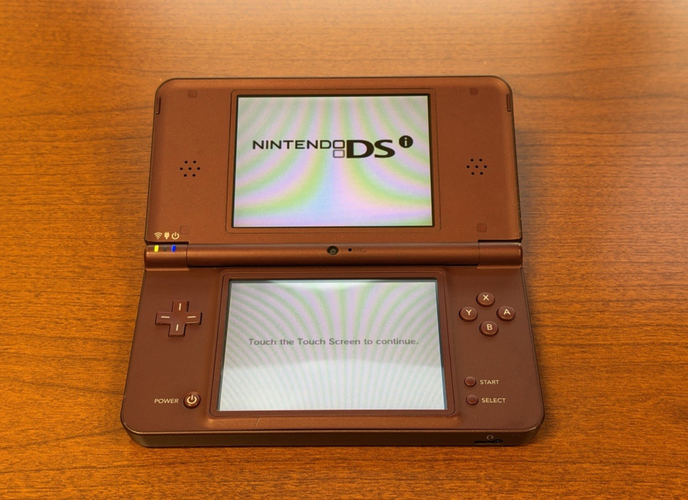 Nintendo DSi XL Burgundy – Charger Included *READ*