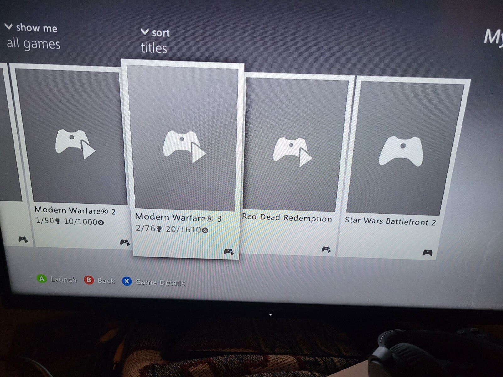 Microsoft Xbox 360 Elite 120GB Console ONLY READ!!! with 8 games COD, FAR CRY