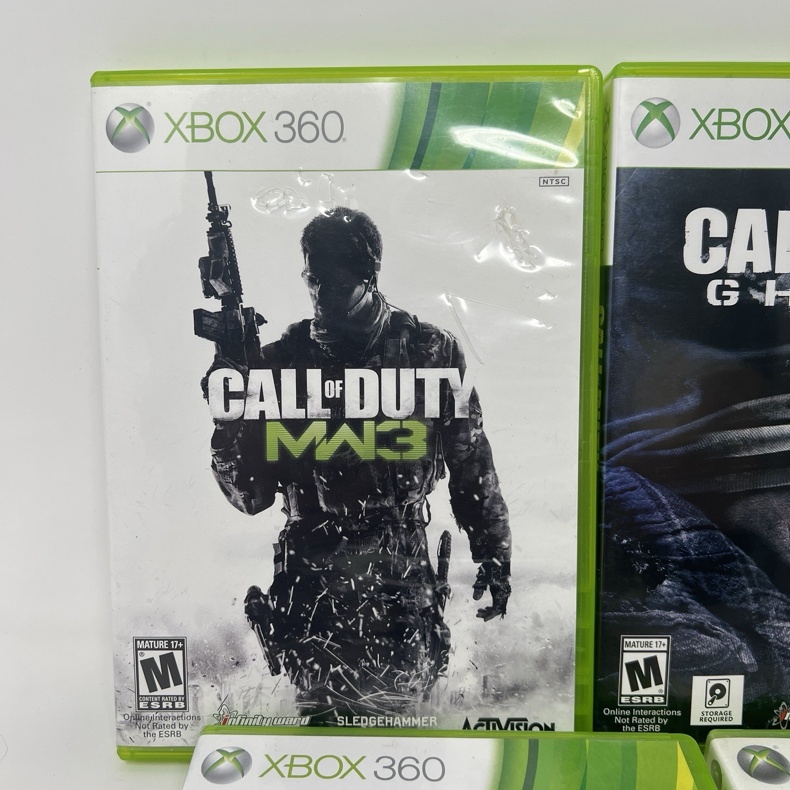 Microsoft Xbox 360 S 4GB Console Black With Call Of Duty Games Controller Cords