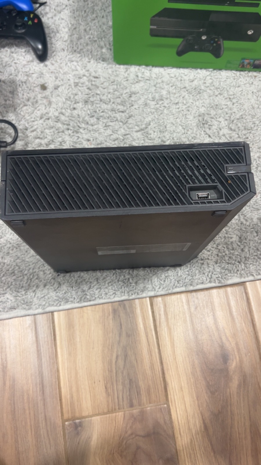 Xbox One Console Bundle w/ Original Box, Kinect Sensor, 3 Controllers & 9 Games